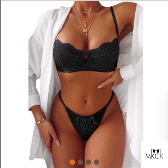 FLASH SALE☀️Arielle Lace Lingerie Set☀️ - Picture 2 of 8